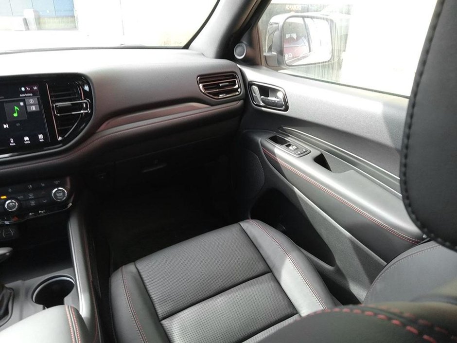 2024 Dodge Durango GT + IN WHITE KNUCKLE EQUIPPED WITH A 3.6L V6 , AWD , 8SPD AUTO , NAPPA LEATHER HEATED/VENTED SEATS , PWR FRONT SEATS , 10.1INCH-25