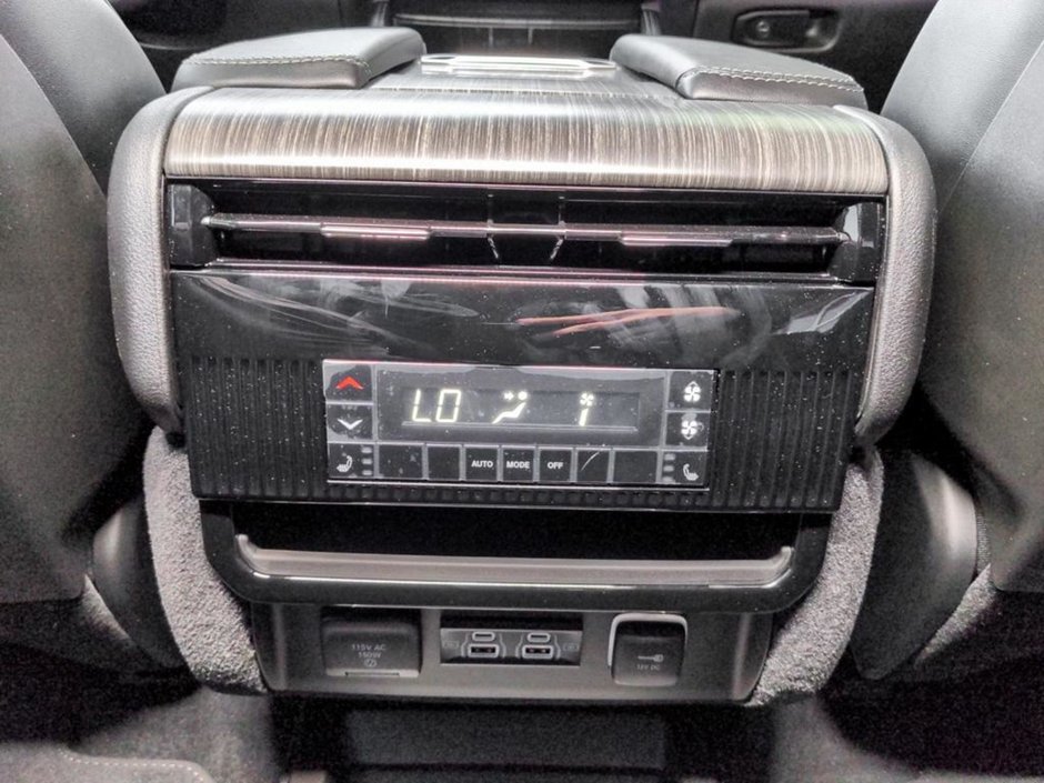 2023 Jeep WAGONEER Series III, 3.0L I6 HURRICAN TWIN TURBO, QUADRA-LIFT AIR SUSPENSION, SURROUND VIEW CAMERA SYSTEM, ADAPTIVE CRUISE W/ STOP'N'GO,-26