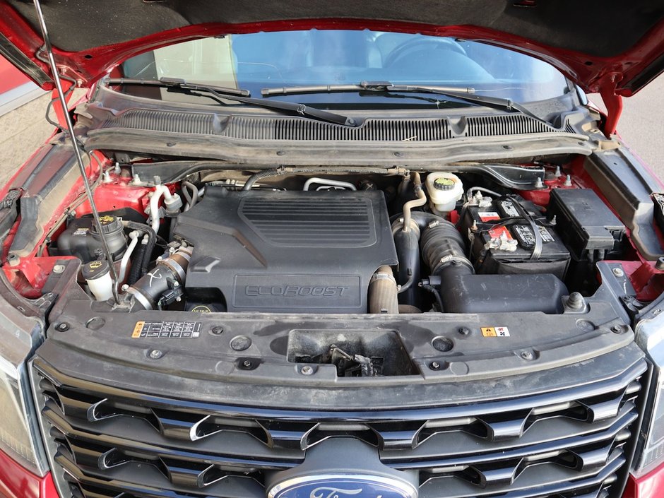 2016 Ford Explorer SPORT IN RED EQUIPPED WITH A 3.5L TURBO V6 , 4X4 , 6SPD AUTO , LEATHER HEATED/VENTED SEATS , DUAL EXHAUST , SUNROOF , BACKUP CAM-32