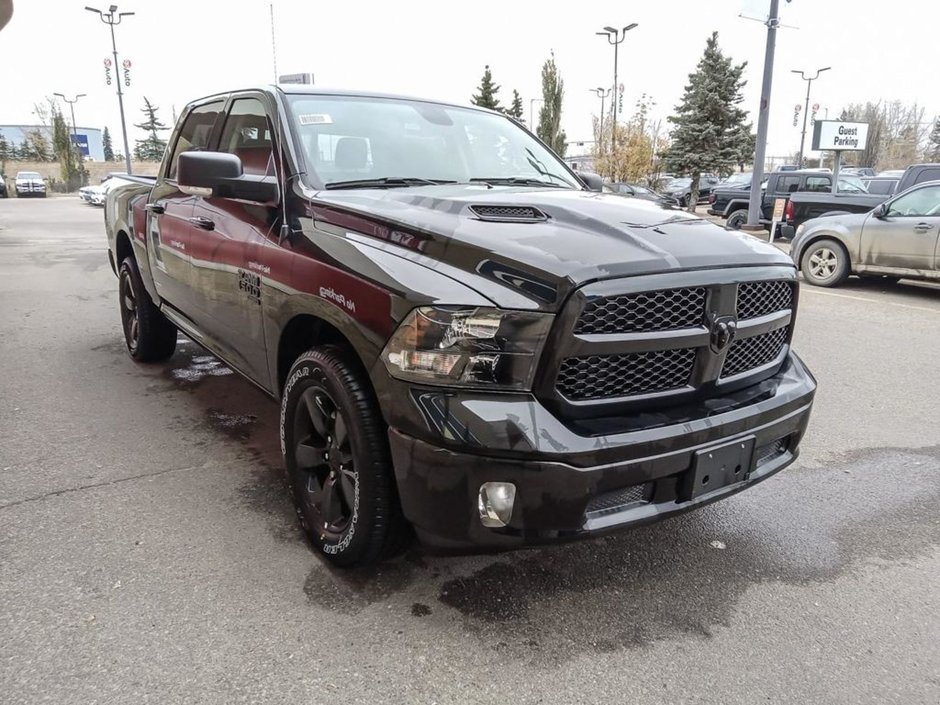 2023 Ram 1500 Classic SLT BLACK APPEARANCE, HEATED SEATS AND WHEEL, LUXURY GROUP-25