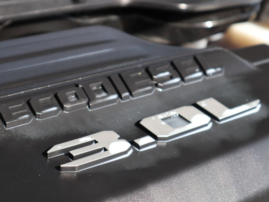 2021 Ram 1500 REBEL IN BILLET SILVER EQUIPPED WITH A 3.0L TURBO DIESEL V6 , 8SPD AUTO , 4X4 , LVL 1 EQUIPMENT GROUP , COLD WEATHER GROUP , 8.4-29