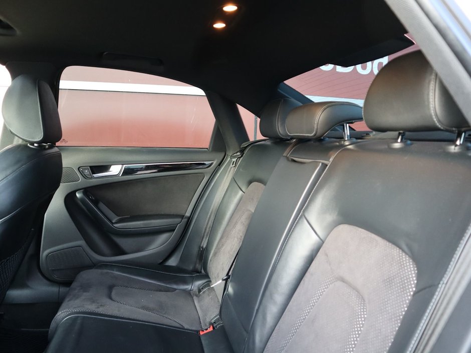 2016 Audi A4 PROGRESSIV PLUS IN WHITE EQUIPPED WITH A 2.0L TURBO I4 , QUATTRO AWD , 8SPD AUTO , LEATHER HEATED SEATS , SUNROOF , PREMIUM AUDI-18