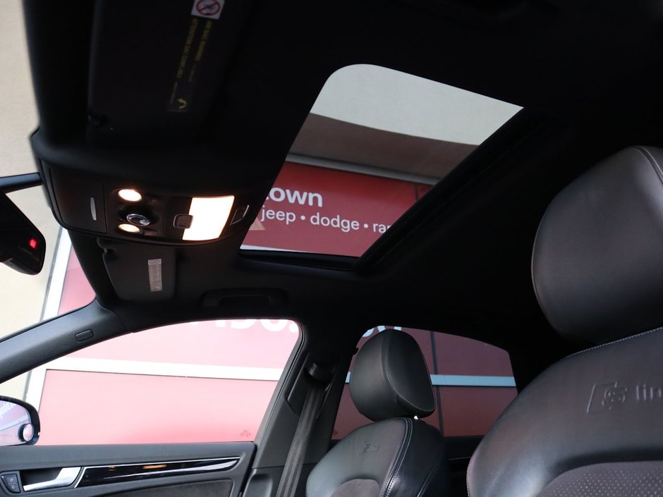 2016 Audi A4 PROGRESSIV PLUS IN WHITE EQUIPPED WITH A 2.0L TURBO I4 , QUATTRO AWD , 8SPD AUTO , LEATHER HEATED SEATS , SUNROOF , PREMIUM AUDI-17