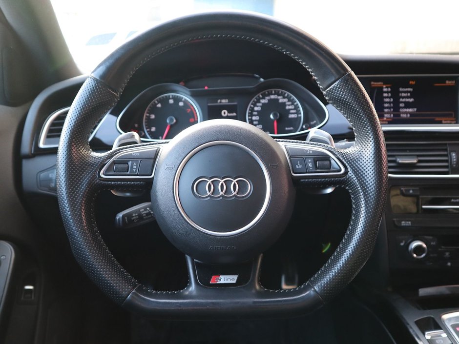 2016 Audi A4 PROGRESSIV PLUS IN WHITE EQUIPPED WITH A 2.0L TURBO I4 , QUATTRO AWD , 8SPD AUTO , LEATHER HEATED SEATS , SUNROOF , PREMIUM AUDI-24