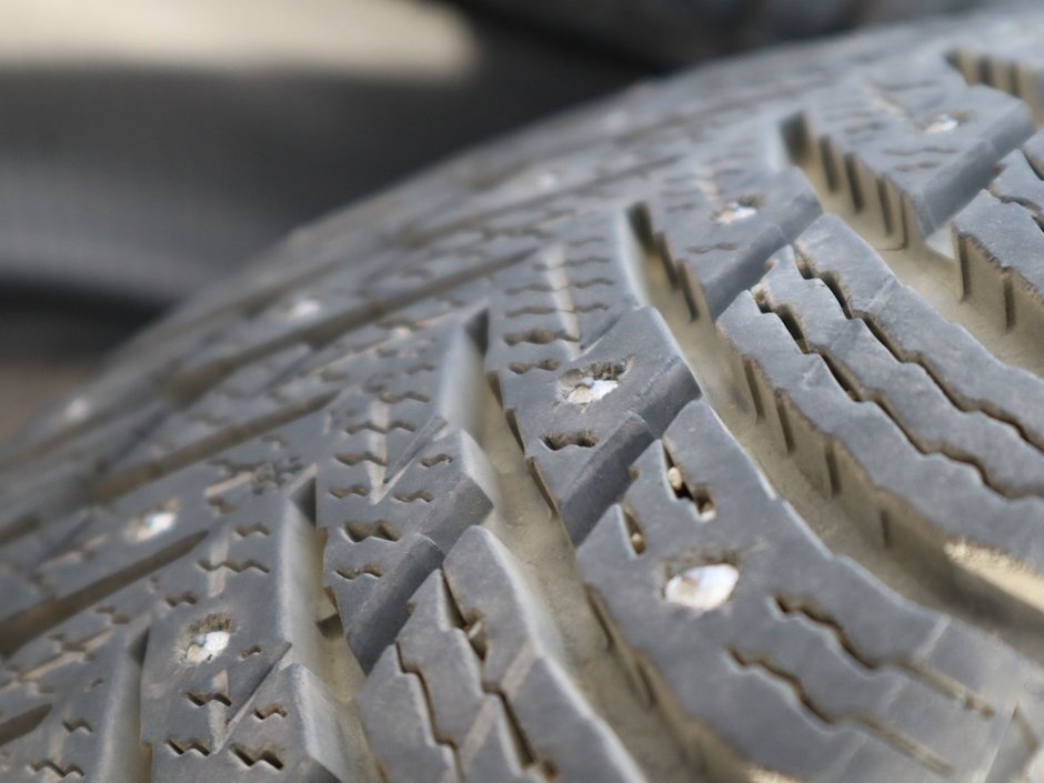 2016 Audi A4 PROGRESSIV PLUS IN WHITE EQUIPPED WITH A 2.0L TURBO I4 , QUATTRO AWD , 8SPD AUTO , LEATHER HEATED SEATS , SUNROOF , PREMIUM AUDI-30