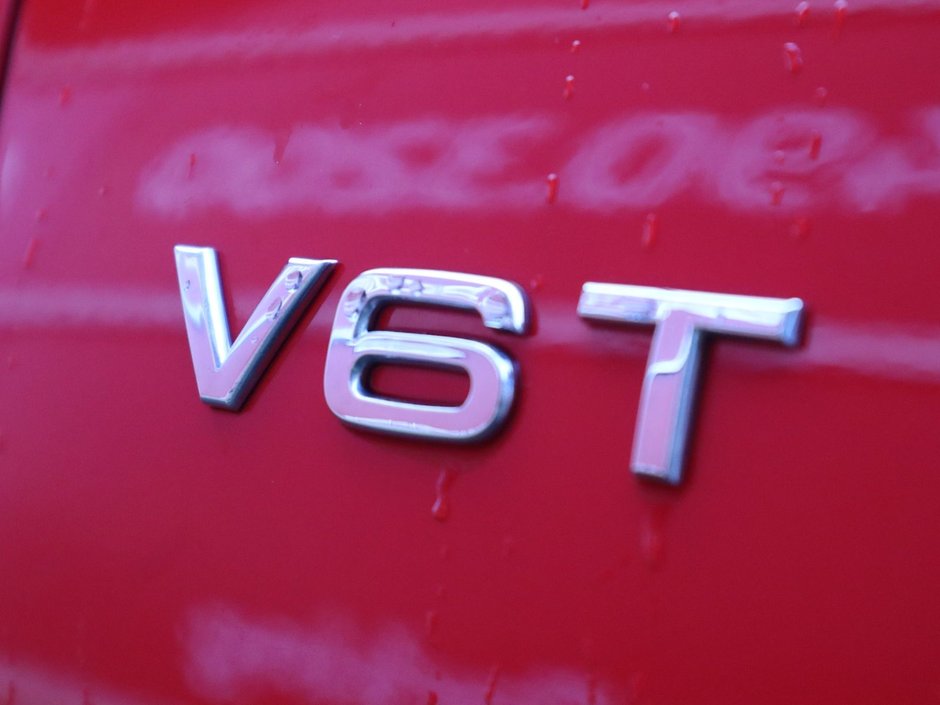 2018 Audi S4 SEDAN PROGRESSIV IN RED EQUIPPED WITH A 3.0L TURBO V6 , QUATTRO AWD , 8SPD AUTO , LEATHER HEATED SEATS , PREMIUM AUDIO , DUAL ZONE AC-11