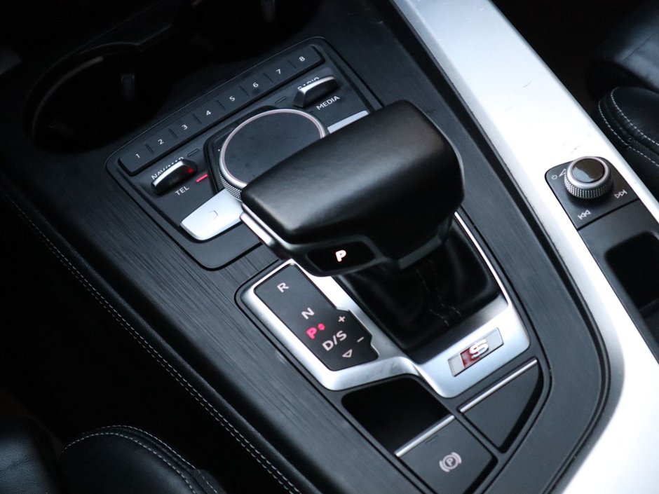 2018 Audi S4 SEDAN PROGRESSIV IN RED EQUIPPED WITH A 3.0L TURBO V6 , QUATTRO AWD , 8SPD AUTO , LEATHER HEATED SEATS , PREMIUM AUDIO , DUAL ZONE AC-25