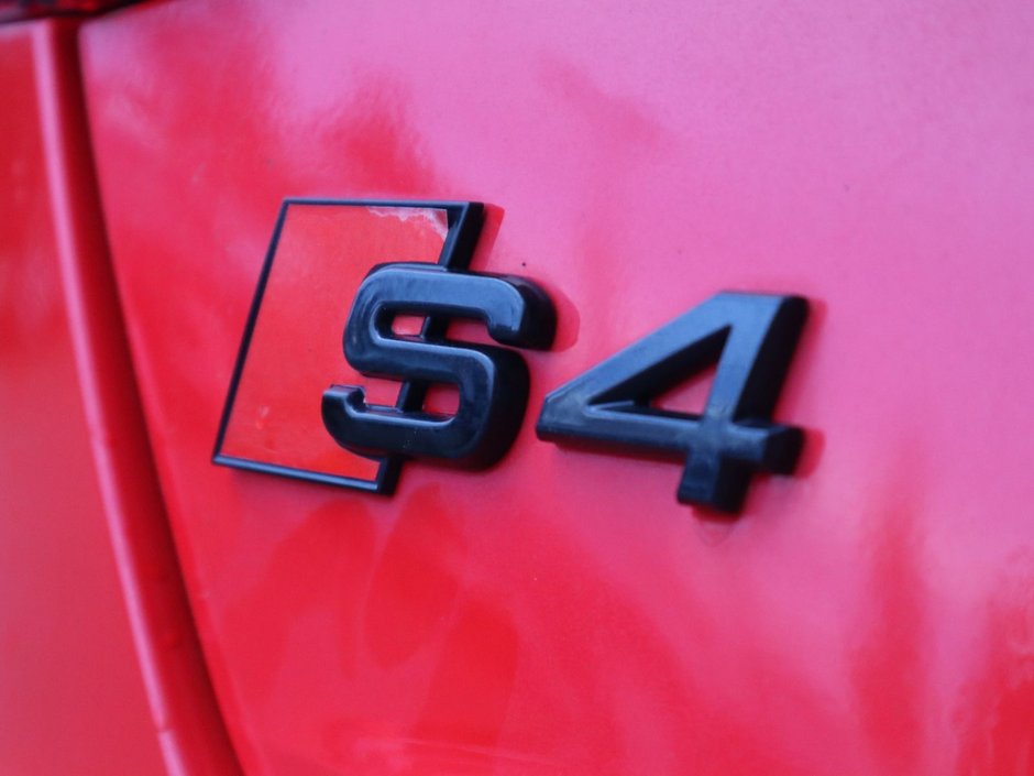 2018 Audi S4 SEDAN PROGRESSIV IN RED EQUIPPED WITH A 3.0L TURBO V6 , QUATTRO AWD , 8SPD AUTO , LEATHER HEATED SEATS , PREMIUM AUDIO , DUAL ZONE AC-13