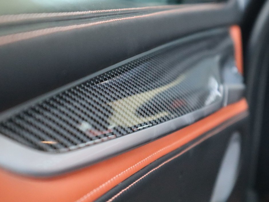 2016 BMW X5 M M IN BLACK EQUIPPED WITH A TWIN TURBO 4.4L V8 , AWD , 8SPD AUTO , QUATTRO EXHAUST , PREMIUM AUDIO , NAV , SUNROOF , DUAL ZONE AC-16