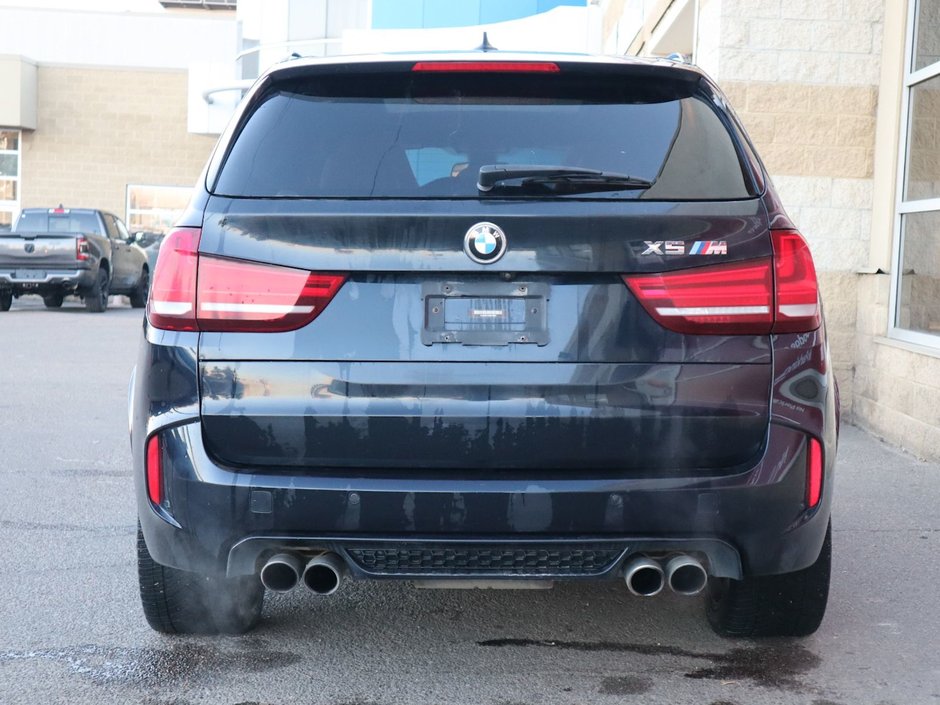 2016 BMW X5 M M IN BLACK EQUIPPED WITH A TWIN TURBO 4.4L V8 , AWD , 8SPD AUTO , QUATTRO EXHAUST , PREMIUM AUDIO , NAV , SUNROOF , DUAL ZONE AC-9