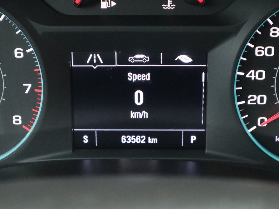 2022 Chevrolet Malibu LT IN SILVER EQUIPPED WITH A 1.5L TURBO I4 , FWD , CVT AUTO , HEATED FRONT SEATS , DUAL ZONE AC , BACKUP CAM , SW CONTROLS , BLU-25