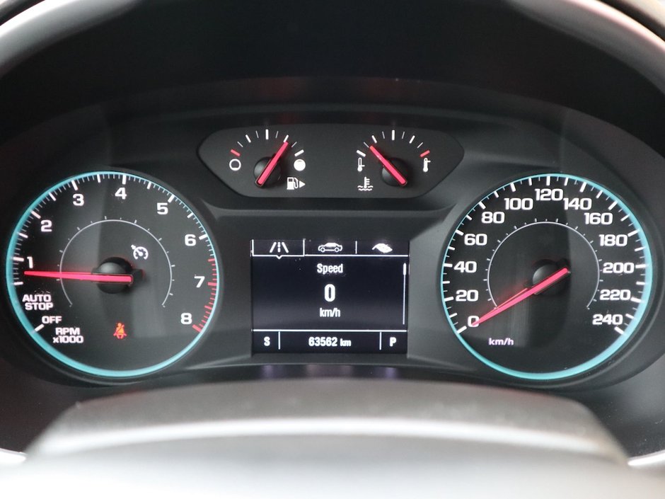 2022 Chevrolet Malibu LT IN SILVER EQUIPPED WITH A 1.5L TURBO I4 , FWD , CVT AUTO , HEATED FRONT SEATS , DUAL ZONE AC , BACKUP CAM , SW CONTROLS , BLU-24