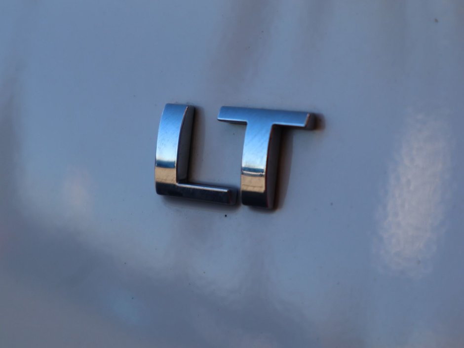 2022 Chevrolet Spark 2LT IN WHITE EQUIPPED WITH A FUEL EFFICIENT 1.4L I4 , FWD , CVT AUTO , LEATHERETTE HEATED SEATS , SW CONTROLS , AC , CRUISE , PW-13