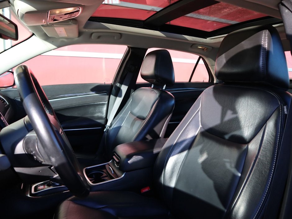 2017 Chrysler 300 TOURING IN VELVET RED PEARL EQUIPPED WITH A 3.6L V6 , RWD , 8SPD TF AUTO , VALUE PCKG , DUAL ZONE AC , PWR DRIVER SEAT , PANORAM-16