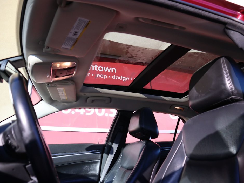 2017 Chrysler 300 TOURING IN VELVET RED PEARL EQUIPPED WITH A 3.6L V6 , RWD , 8SPD TF AUTO , VALUE PCKG , DUAL ZONE AC , PWR DRIVER SEAT , PANORAM-17