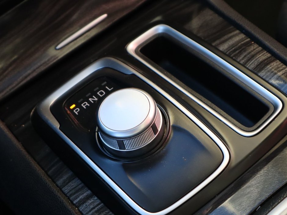 2017 Chrysler 300 TOURING IN VELVET RED PEARL EQUIPPED WITH A 3.6L V6 , RWD , 8SPD TF AUTO , VALUE PCKG , DUAL ZONE AC , PWR DRIVER SEAT , PANORAM-22