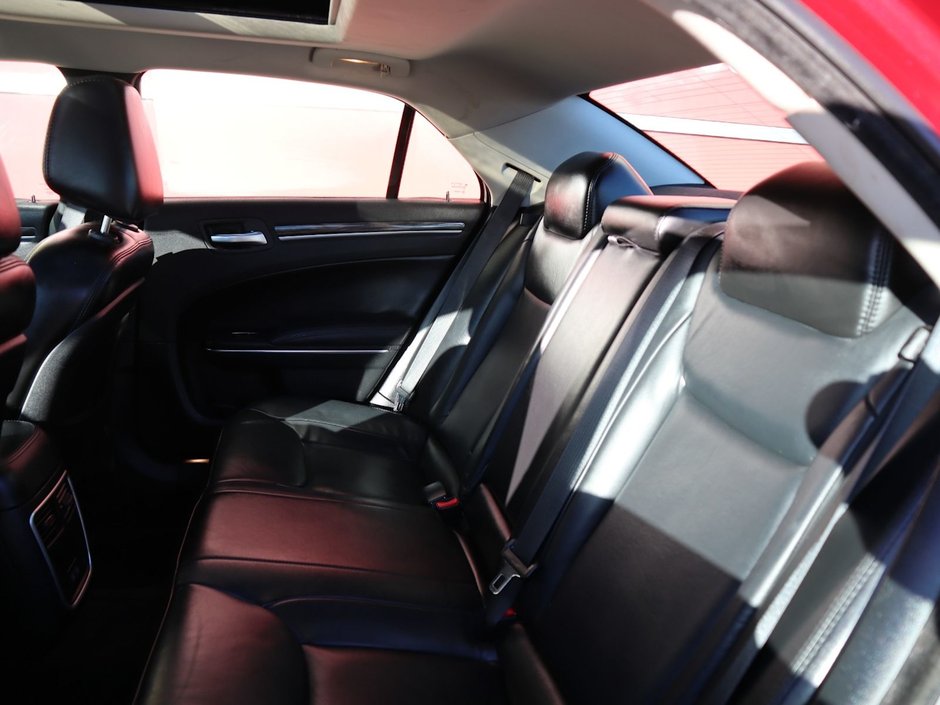 2017 Chrysler 300 TOURING IN VELVET RED PEARL EQUIPPED WITH A 3.6L V6 , RWD , 8SPD TF AUTO , VALUE PCKG , DUAL ZONE AC , PWR DRIVER SEAT , PANORAM-18