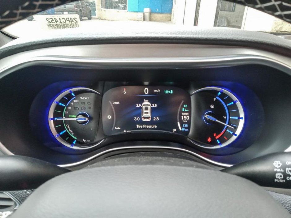 2024 Chrysler Pacifica Hybrid PREMIUM S IN BRIGHT WHITE EQUIPPED WITH A 3.6L HYBRID V6 , FWD , EFLITE CVT AUTO , NAPPA LEATHER HEATED SEATS + SW , S APPEARANC-14