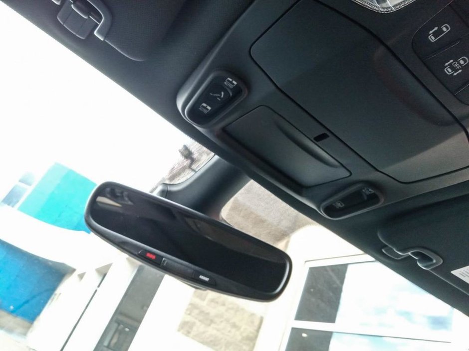 2024 Chrysler Pacifica Hybrid PREMIUM S IN BRIGHT WHITE EQUIPPED WITH A 3.6L HYBRID V6 , FWD , EFLITE CVT AUTO , NAPPA LEATHER HEATED SEATS + SW , S APPEARANC-20