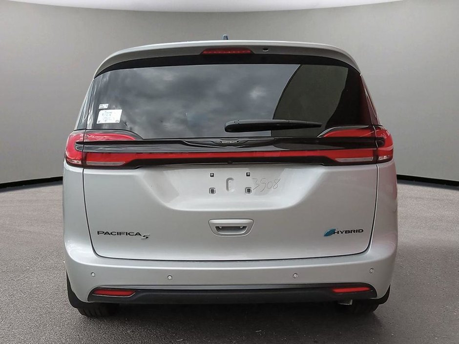 2024 Chrysler Pacifica Hybrid PREMIUM S IN SILVER MIST EQUIPPED WITH A 3.6L HYBRID V6 , FWD , EFLITE CVT AUTO , NAPPA LEATHER HEATED/VENTED SEATS , SAFETY SPH-4