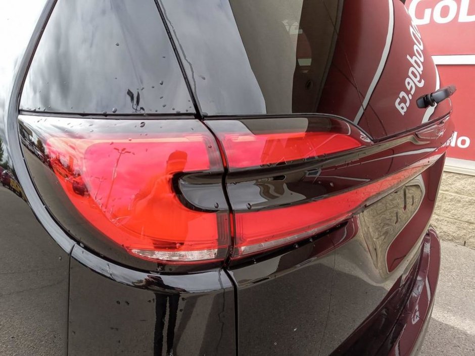 2024 Chrysler Pacifica Hybrid PLUG IN HYBRID SELECT IN DIAMOND BLACK EQUIPPED WITH A 3.6L HYBRID V6 , FWD , EFLITE AUTO , ROAD TRIPPER PCKG , ADV CRUISE W/LKA-10