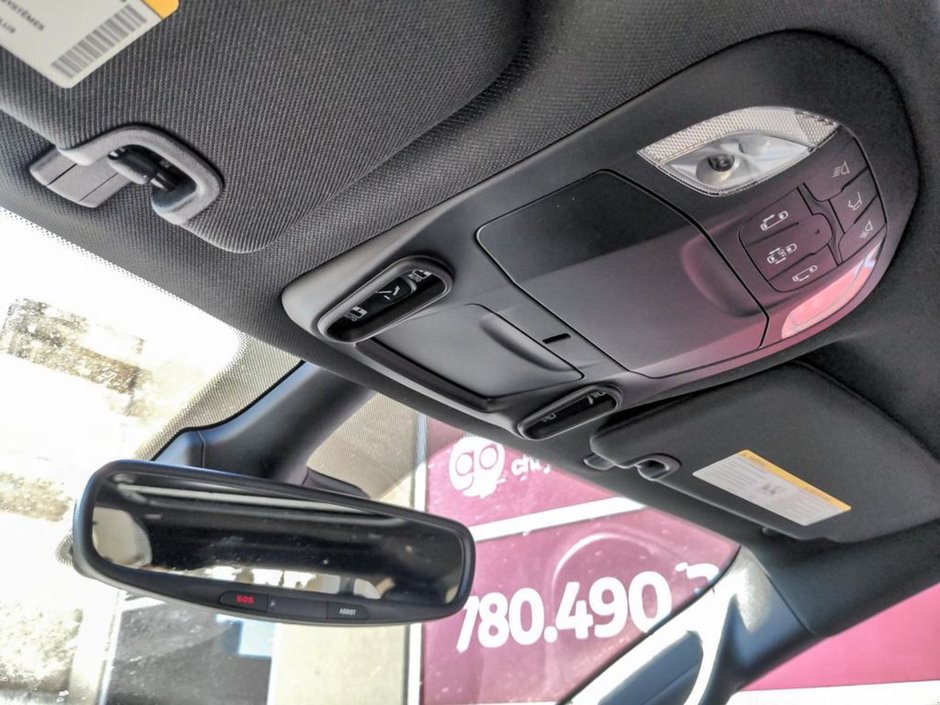 2024 Chrysler Pacifica Hybrid PREMIUM S APPEARANCE IN BRIGHT WHITE EQUIPPED WITH A 3.6L V6 HYBRID , FWD , EFLITE AUTO , SAFETY SPHERE , NAPPA LEATHER HEATED/V-20