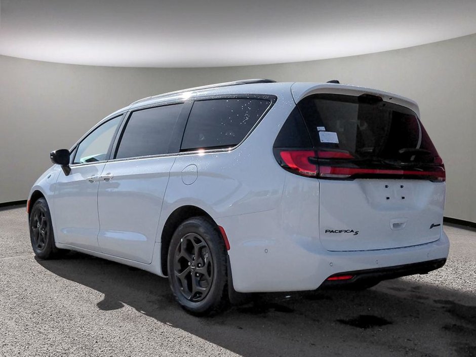 2024 Chrysler Pacifica Hybrid PREMIUM S APPEARANCE IN BRIGHT WHITE EQUIPPED WITH A 3.6L V6 HYBRID , FWD , EFLITE AUTO , SAFETY SPHERE , NAPPA LEATHER HEATED/V-3