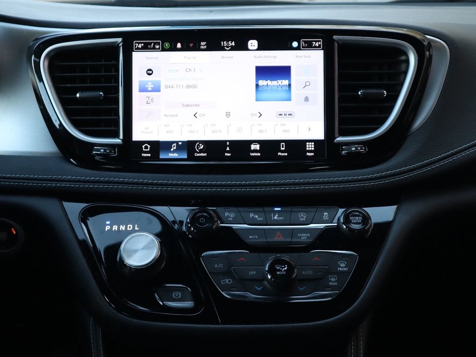 2023 Chrysler Pacifica LIMITED IN BRIGHT WHITE EQUIPPED WITH A 3.6L V6 , 9SPD AUTO , FWD , S APPEARANCE PCKG , THEATRE FAMILY GROUP , SAFETY SPHERE , 3-25