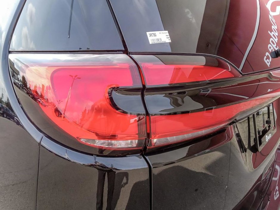 2024 Chrysler Pacifica TOURING IN DIAMOND BLACK EQUIPPED WITH A 3.6L V6 , FWD , 9SPD AUTO , PWR LIFTGATE , DUAL PWR SLIDING DOORS , TRI ZONE AC , BACKU-10