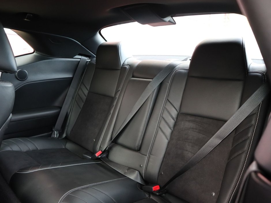 2018 Dodge Challenger SRT DEMON IN PLUM CRAZY PEARL EQUIPPED WITH A 6.2L SRT SUPERCHARGED V8 , 8SPD HIGH PERF TF AUTO , RWD , SUNROOF , GRAPHICS PCKG-21