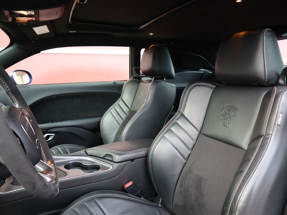 2018 Dodge Challenger SRT DEMON IN PLUM CRAZY PEARL EQUIPPED WITH A 6.2L SRT SUPERCHARGED V8 , 8SPD HIGH PERF TF AUTO , RWD , SUNROOF , GRAPHICS PCKG-18