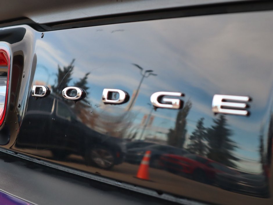 2018 Dodge Challenger SRT DEMON IN PLUM CRAZY PEARL EQUIPPED WITH A 6.2L SRT SUPERCHARGED V8 , 8SPD HIGH PERF TF AUTO , RWD , SUNROOF , GRAPHICS PCKG-13