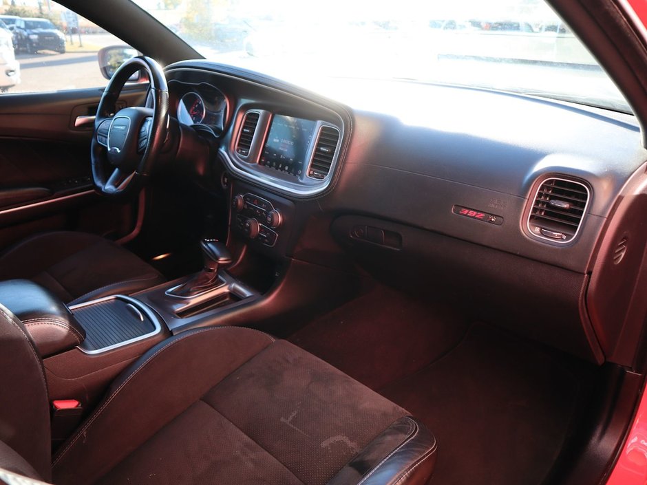 2022 Dodge Charger SCAT PACK 392 IN GO MANGO ORANGE EQUIPPED WITH A 6.4L HEMI SRT V8 , RWD , 8SPD TF AUTO , 20INCH RIMS , ADAPTIVE DAMPING SUSPENSI-20