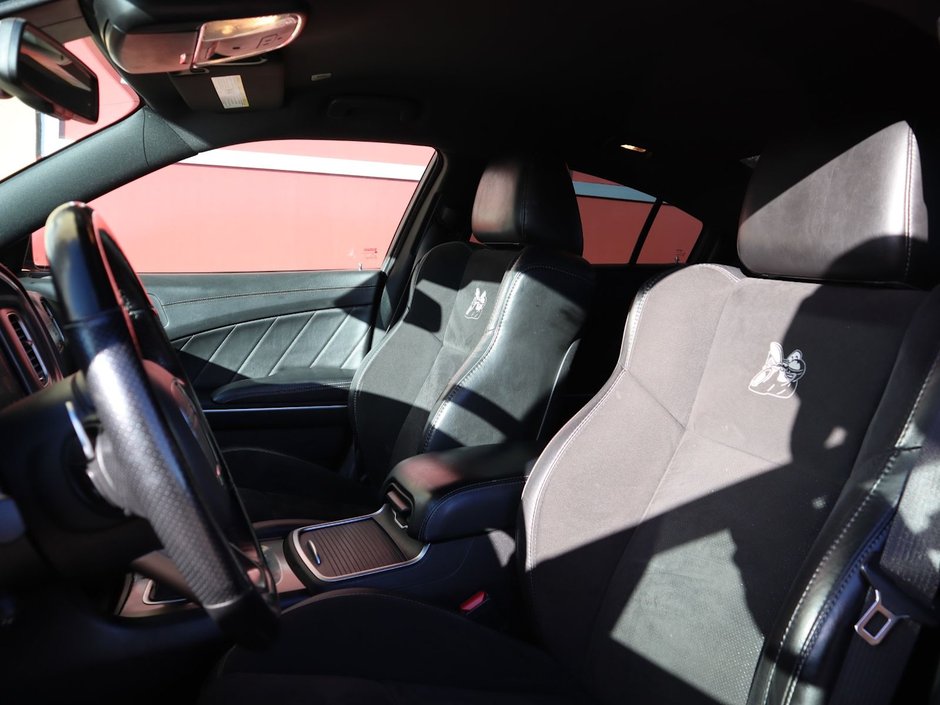 2022 Dodge Charger SCAT PACK 392 IN GO MANGO ORANGE EQUIPPED WITH A 6.4L HEMI SRT V8 , RWD , 8SPD TF AUTO , 20INCH RIMS , ADAPTIVE DAMPING SUSPENSI-17