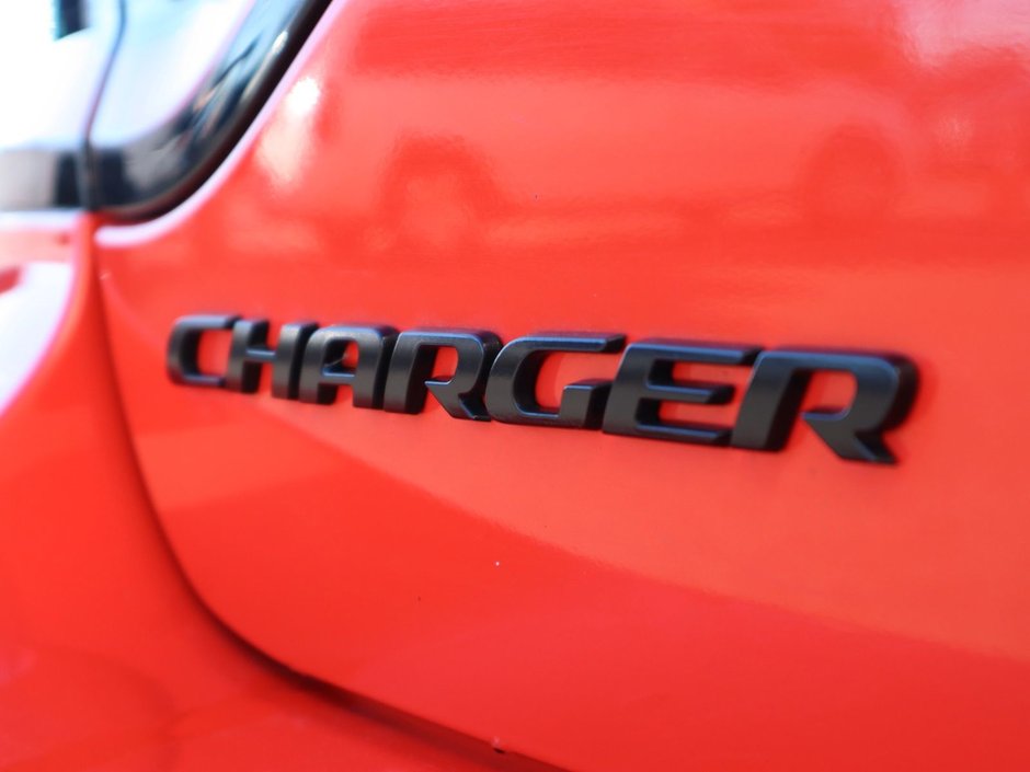 2022 Dodge Charger SCAT PACK 392 IN GO MANGO ORANGE EQUIPPED WITH A 6.4L HEMI SRT V8 , RWD , 8SPD TF AUTO , 20INCH RIMS , ADAPTIVE DAMPING SUSPENSI-13