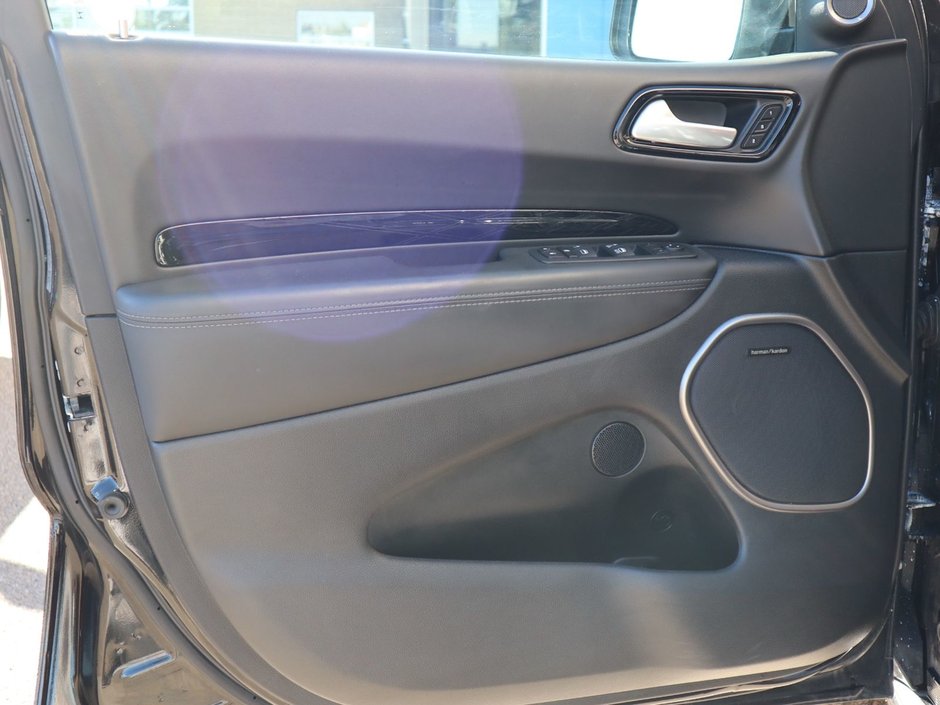 2022 Dodge Durango CITADEL IN DB BLACK EQUIPPED WITH A 5.7L HEMI V8 , AWD , 8SPD TF AUTO , 19 SPEAKER HK AUDIO , ANODIZED PLATINUM APPEARANCE PCKG-17