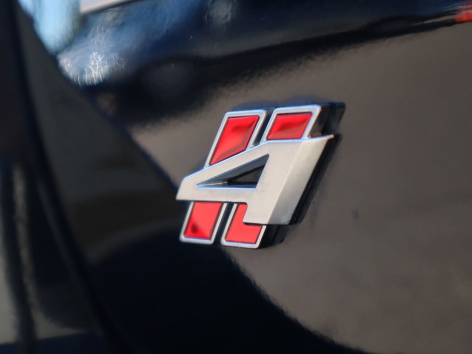 2022 Dodge Durango CITADEL IN DB BLACK EQUIPPED WITH A 5.7L HEMI V8 , AWD , 8SPD TF AUTO , 19 SPEAKER HK AUDIO , ANODIZED PLATINUM APPEARANCE PCKG-14