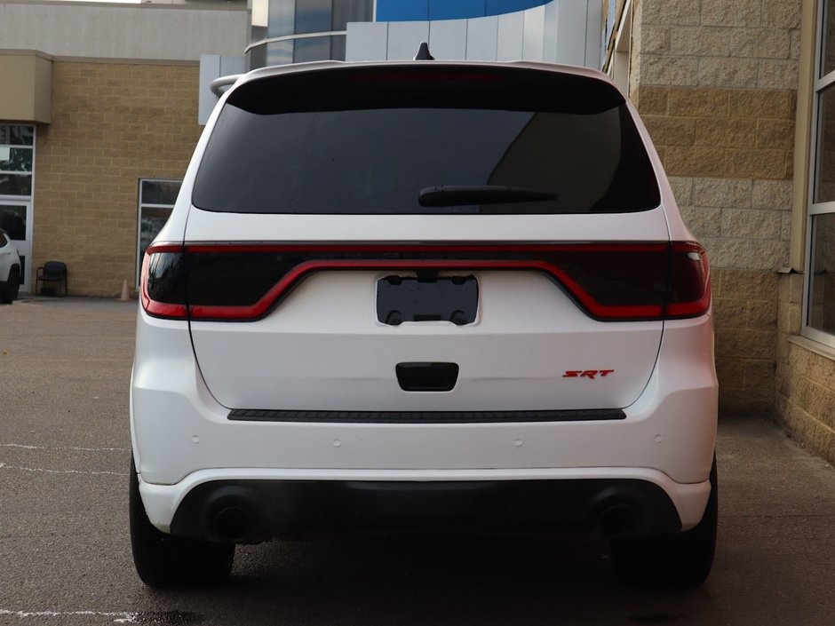 2022 Dodge Durango SRT 392 IN DB BLACK EQUIPPED WITH A 6.4L HEMI SRT V8 , AWD , 8SPD TF AUTO , 19 SPEAKER HK AUDIO , SUNROOF , 2ND ROW CONSOLE , BR-8