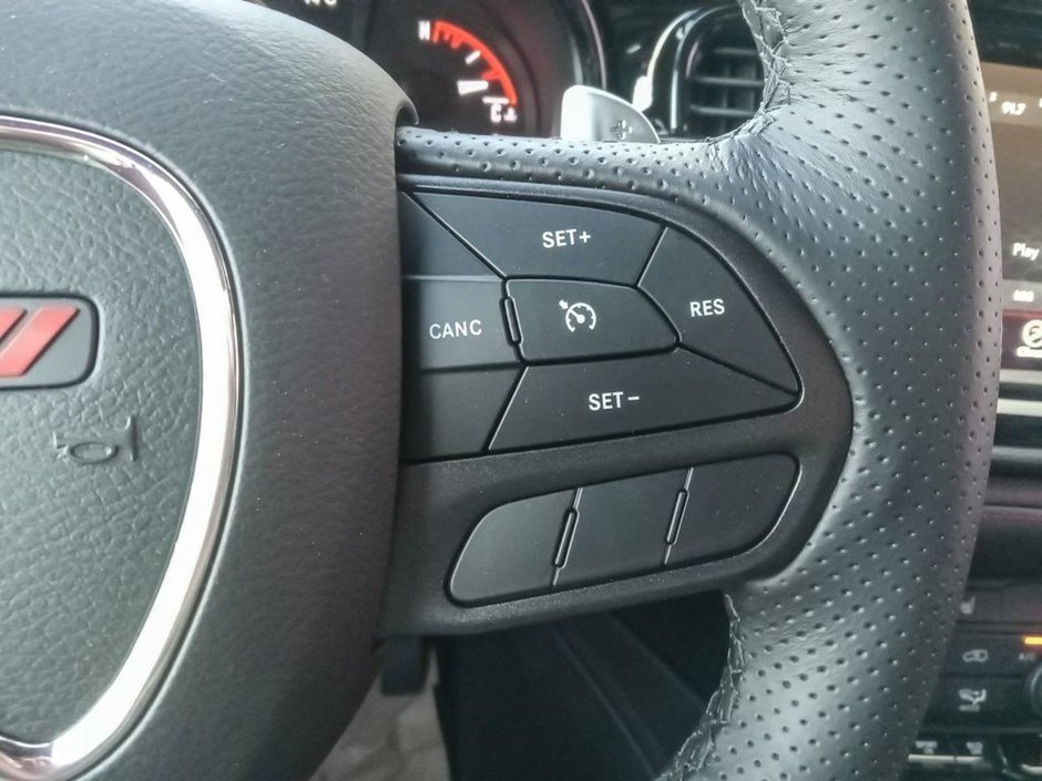 2024 Dodge Durango GT IN WHITE KNUCKLE EQUIPPED WITH A 3.6L V6 , AWD , 8SPD AUTO , LED LIGHTS , BACKUP CAM , PARK SENSE REAR , BSM/RCPD , REMOTE ST-15