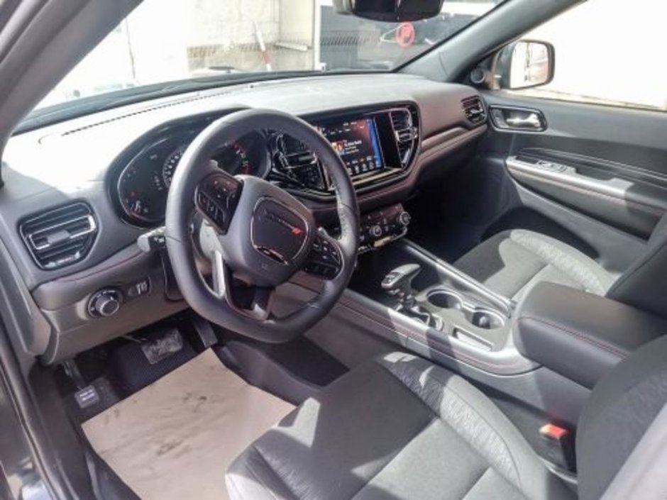 2024 Dodge Durango GT IN NIGHT MOVES BLUE EQUIPPED WITH A 3.6L V6 , AWD , 8SPD AUTO , BACKUP CAM , PARK SENSE REAR , HEATED SEATS + WHEEL , POWER L-12