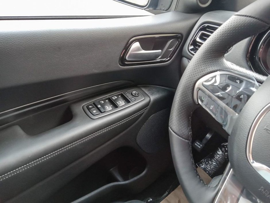 2024 Dodge Durango SXT PLUS IN FROSTBITE PEARL EQUIPPED WITH A 3.6L V6 , AWD , 8SPD AUTO , 3RD ROW SEATING GROUP , SXT BLACKTOP PCKG , 20INCH RIMS-16