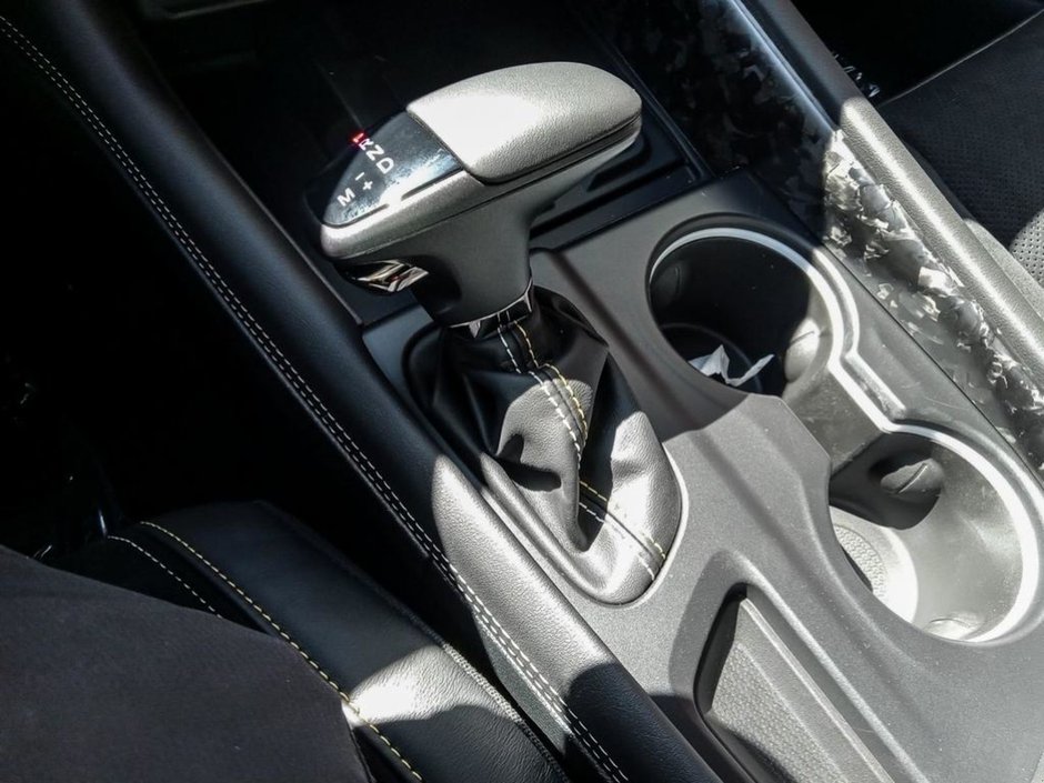 2024 Dodge Durango SRT 392 ALCHEMI IN DESTROYER GREY EQUIPPED WITH A 6.4L HEMI V8 , 4X4 , 8SPD TF AUTO , LEATHER/SUEDE SEATS W/YELLOW STITCH , SUNR-17