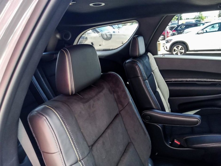 2024 Dodge Durango SRT 392 ALCHEMI IN DESTROYER GREY EQUIPPED WITH A 6.4L HEMI V8 , 4X4 , 8SPD TF AUTO , LEATHER/SUEDE SEATS W/YELLOW STITCH , SUNR-22