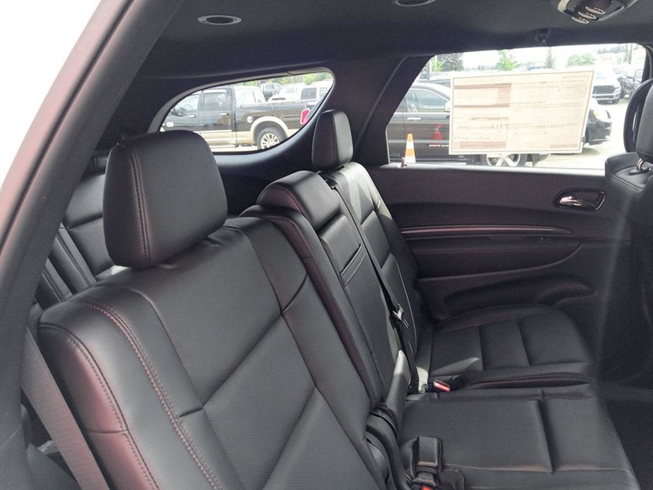 2024 Dodge Durango GT + IN WHITE KNUCKLE EQUIPPED WITH A 3.6L V6 , AWD , 8SPD AUTO , NAPPA LEATHER HEATED/VENTED SEATS , PWR FRONT SEATS , 10.1INCH-23