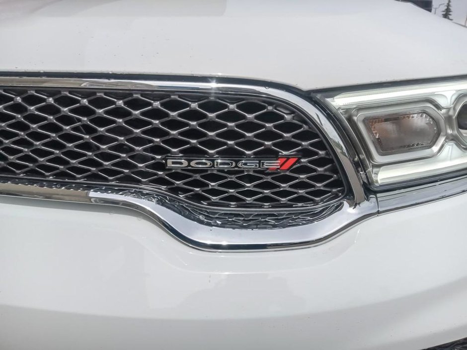 2024 Dodge Durango SXT IN WHITE KNUCKLE EQUIPPED WITH A 3.6L V6 , AWD , 8SPD AUTO , CLOTH HEATED SEATS + SW , 3RD ROW SEATING GROUP , BACKUP CAM ,-6