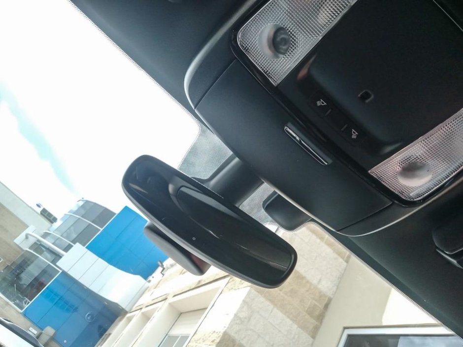 2024 Dodge Durango SXT IN WHITE KNUCKLE EQUIPPED WITH A 3.6L V6 , AWD , 8SPD AUTO , 3RD ROW SEATING GROUP , HEATED SEATS + SW , BACKUP CAM , BSM/RC-20