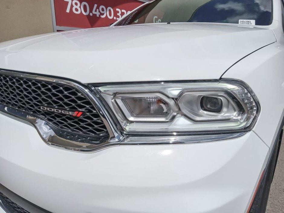 2024 Dodge Durango SXT IN WHITE KNUCKLE EQUIPPED WITH A 3.6L V6 , AWD , 8SPD AUTO , 3RD ROW SEATING GROUP , HEATED SEATS + SW , BACKUP CAM , BSM/RC-6