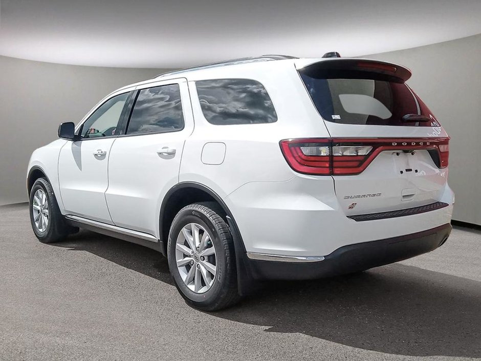 2024 Dodge Durango SXT IN WHITE KNUCKLE EQUIPPED WITH A 3.6L V6 , AWD , 8SPD AUTO , 3RD ROW SEATING GROUP , HEATED SEATS + SW , BACKUP CAM , BSM/RC-3