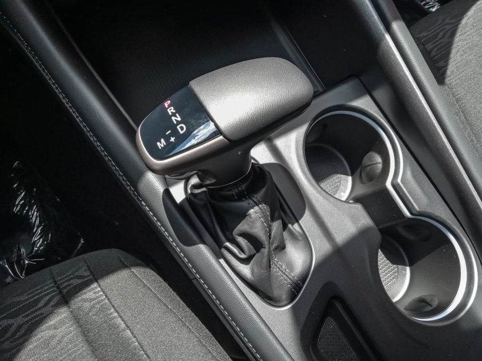 2024 Dodge Durango SXT IN WHITE KNUCKLE EQUIPPED WITH A 3.6L V6 , 8SPD AUTO , AWD , THIRD ROW SEATING GROUP , HEATED SEATS + SW , BACKUP CAM , BSM/-18