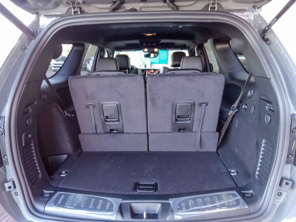 2025 Dodge Durango R/T 20th Anniversary Plus-11